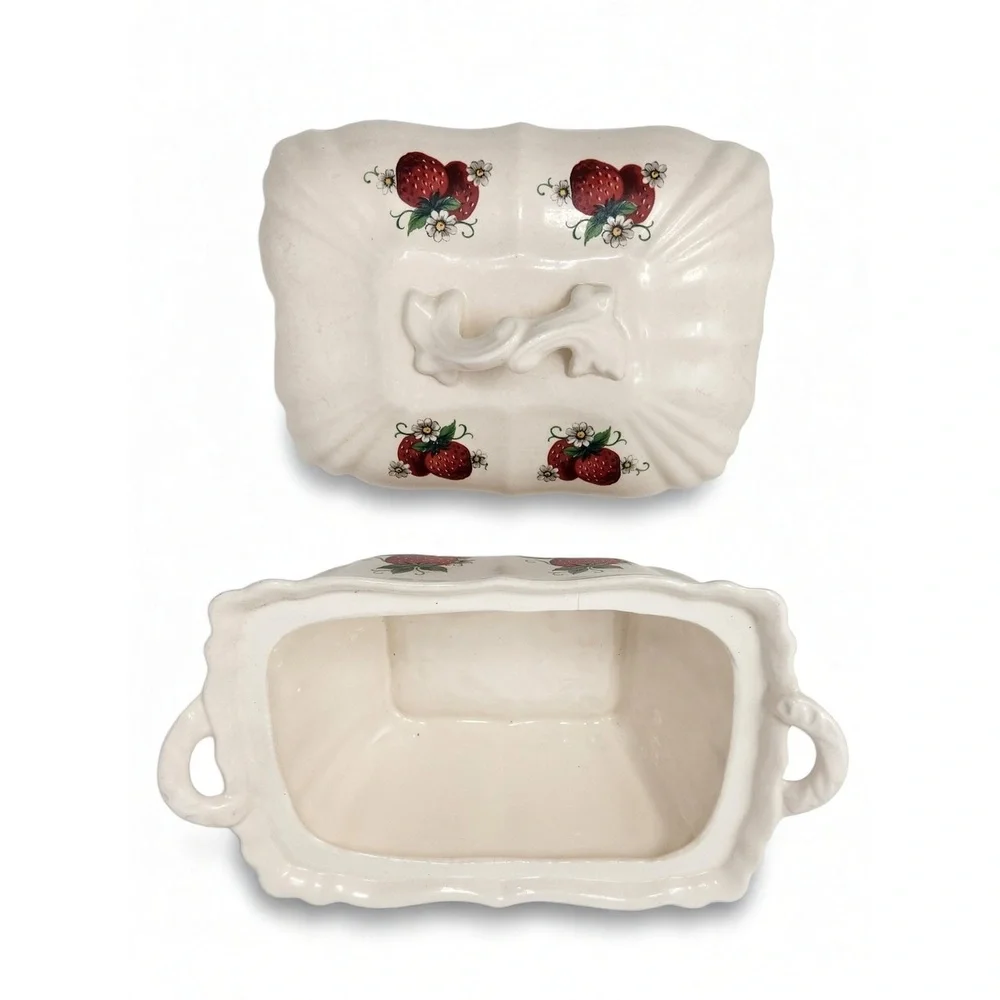 Vintage Ceramic Strawberry Covered Tureen Soup Bowl 11.5